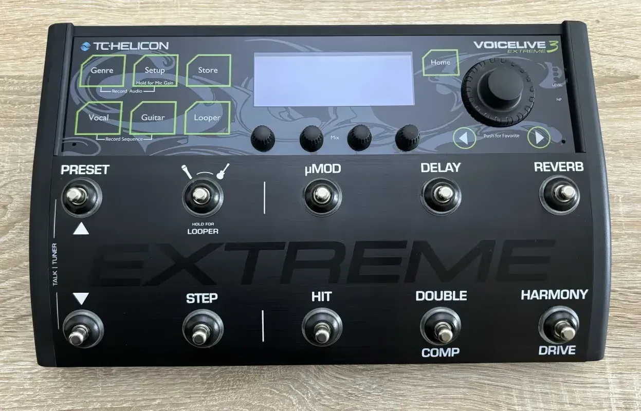 TC Helicon Voicelive 3 extreme Multiefecto vocal
