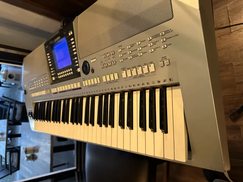 YAMAHA PSR S710 Szintetizátor