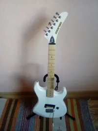 Kramer Baretta Special White Lead guitar [June 1, 2024, 11:13 am]