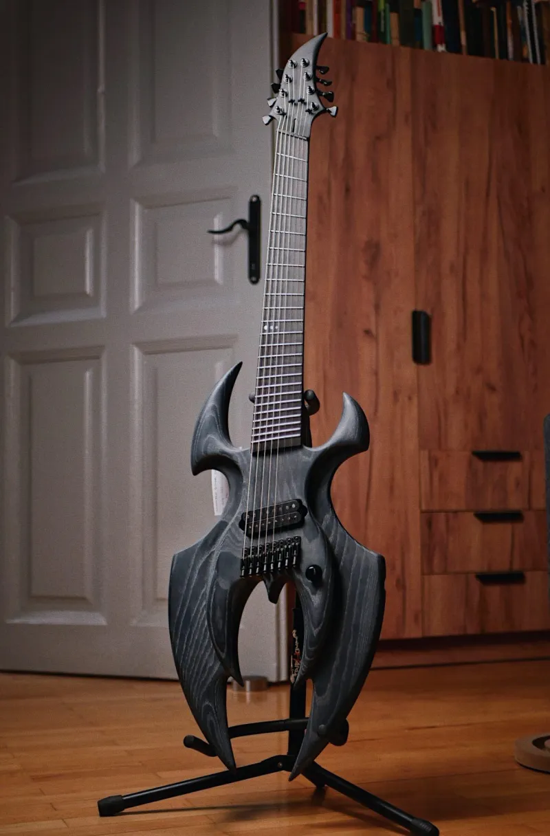  Chela 8 Electric guitar 8 strings