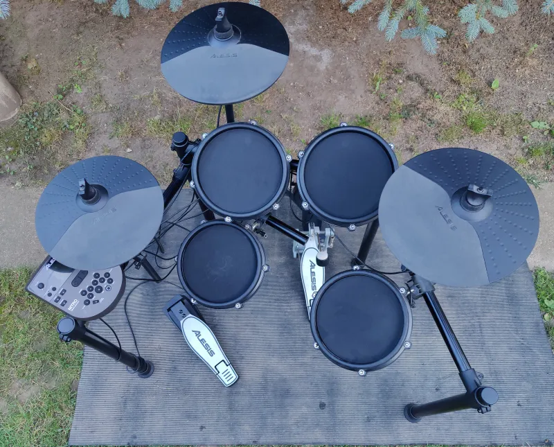 Alesis Nitro Mesh Kit Elektromos dob