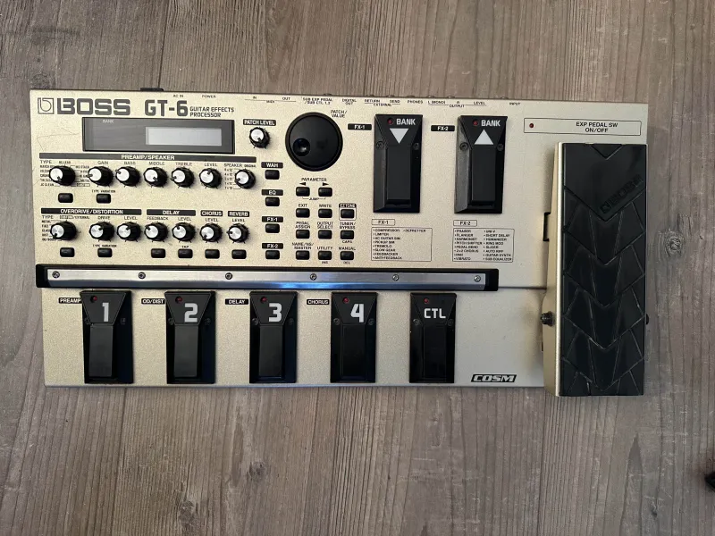 BOSS GT 6 Multi-effect