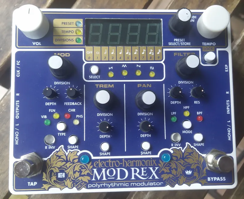 Elektro- Harmonix ModRex Polyrhythmic modulator Modulátor