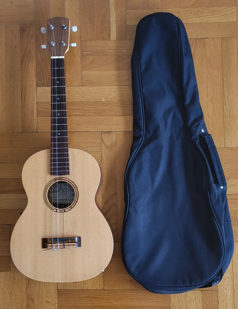 Hora Bariton elektroakusztikus ukulele Ukulele