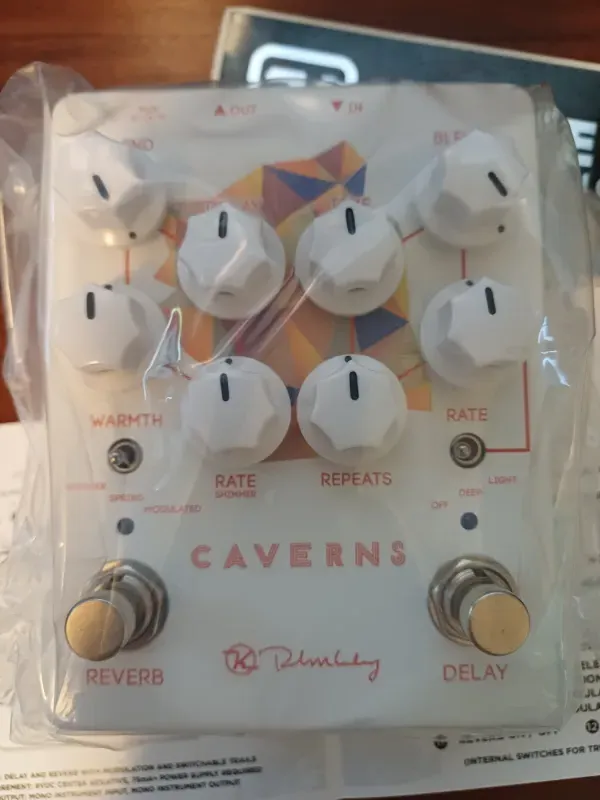 Keeley Caverns V2 Efektový pedál