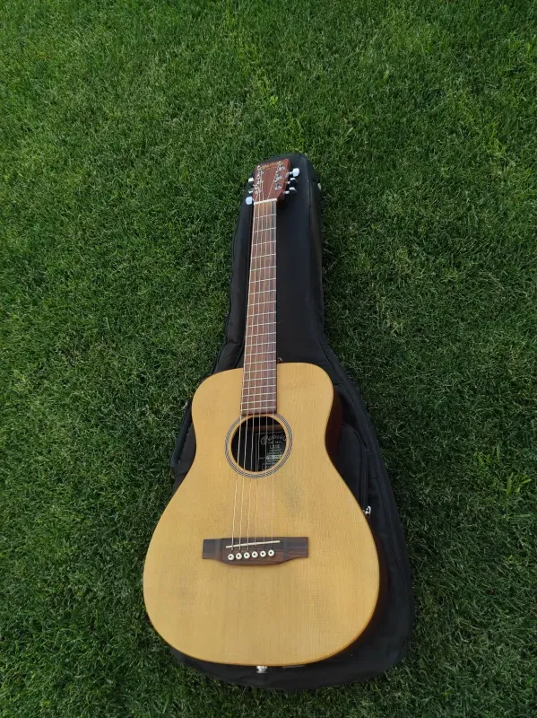Martin LX1E Elektroakusztikus gitár