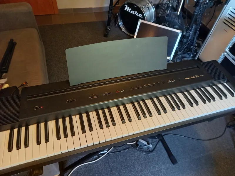 Roland EP 7 II Digital piano
