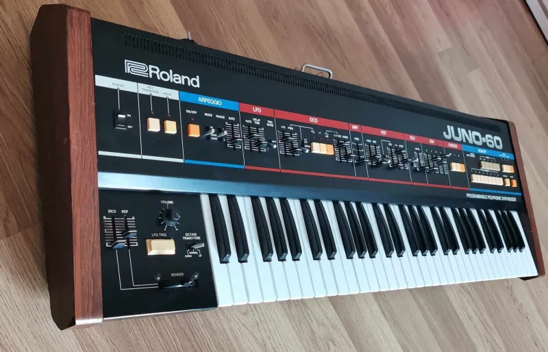 Roland Juno 60 Szintetizátor