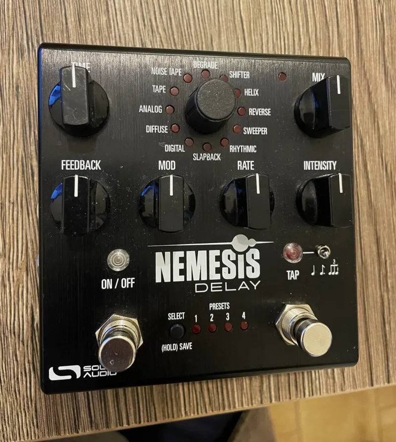 Source Audio Nemesis Delay Effekt pedál