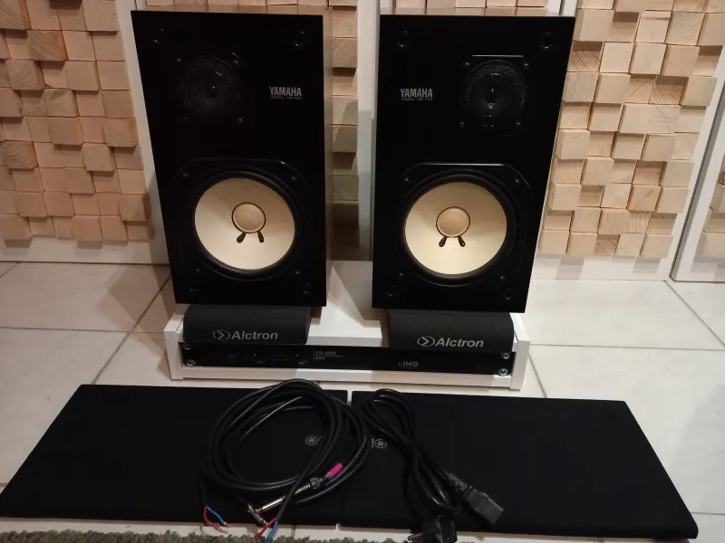 YAMAHA NS-044 Studio speaker