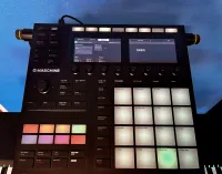Native Instruments Maschine MKIII MIDI kontroller [2024.06.14. 15:40]