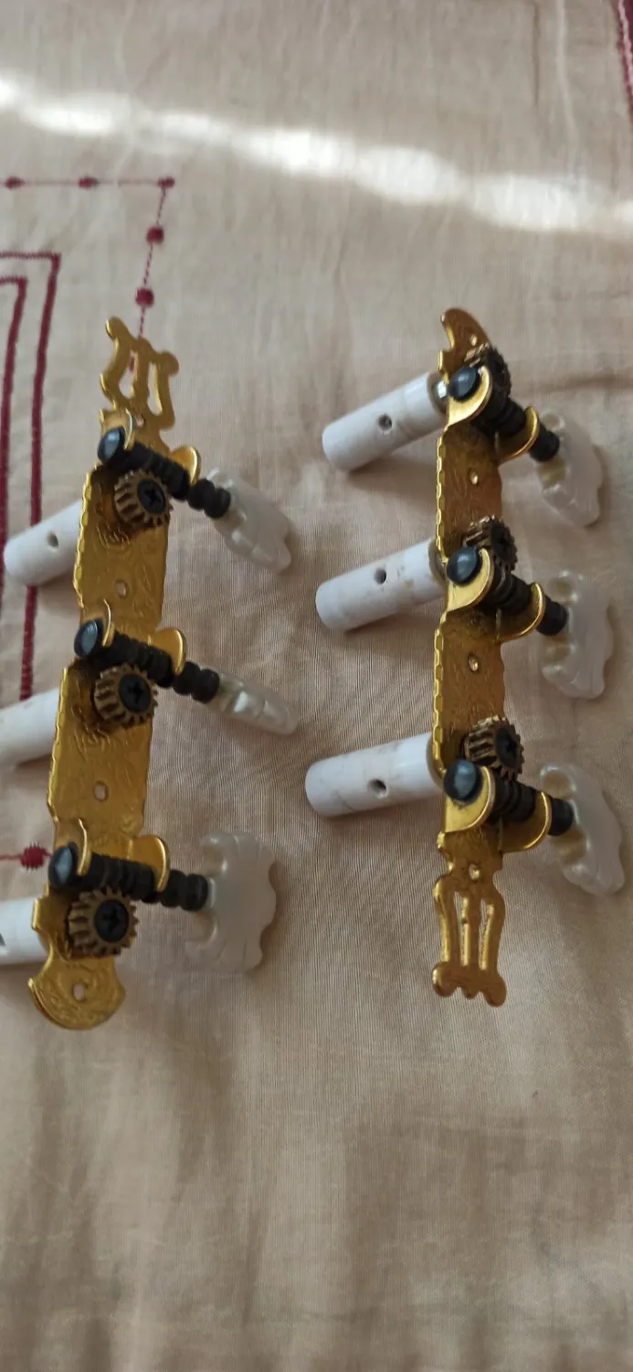 Ortega  Tuner key set