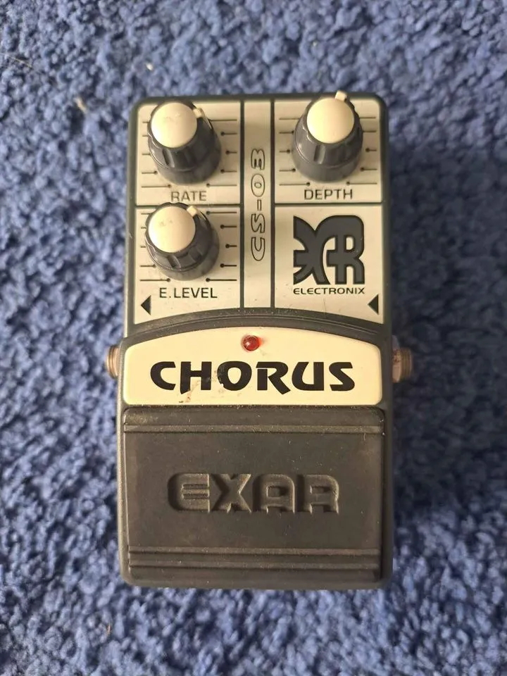 Exar CS-03 chorus Efektový pedál
