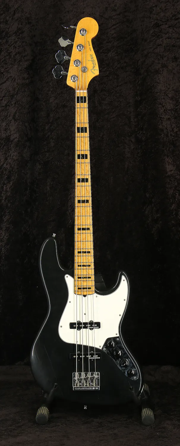 Fender CS Custom Classic Jazz Bass 4 Special Bass guitar