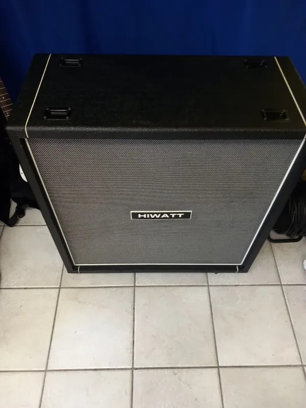 Hiwatt M412, 400 WATTOS, Guitar cabinet speaker