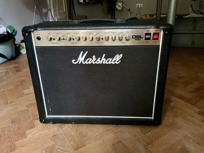 Marshall DSL40CR 1x12 40 Watt Gitárkombó