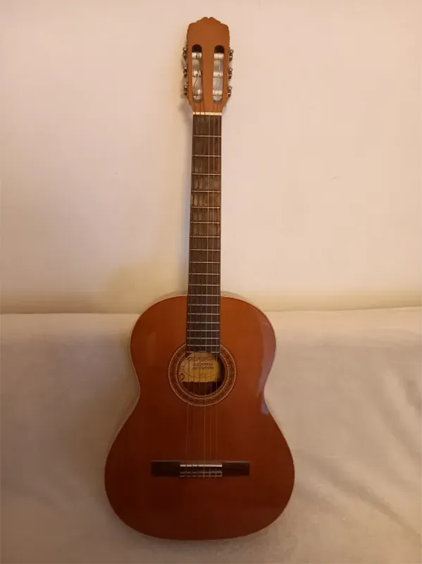 Raimundo 104-B Klasszikus gitár