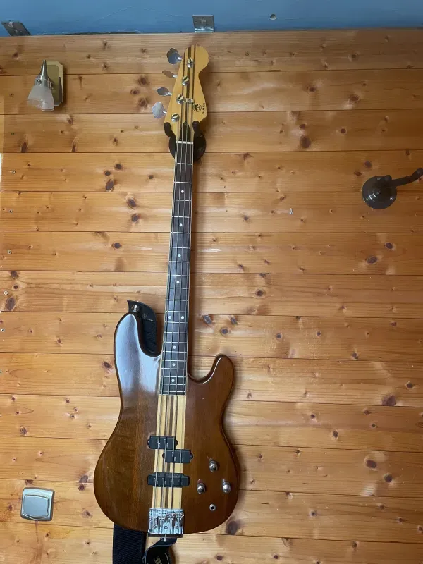 Samick Pj Bass Gitarre
