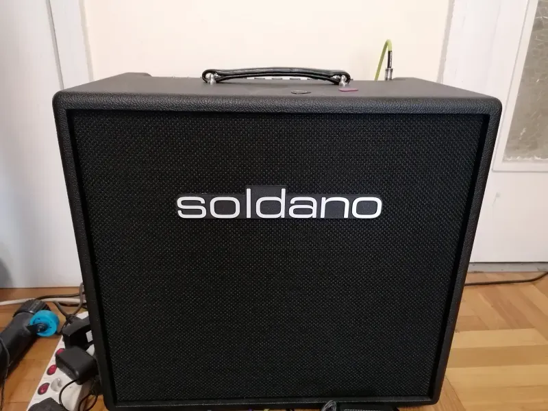 Soldano SLO 30 kombó 112 Combo de guitarra