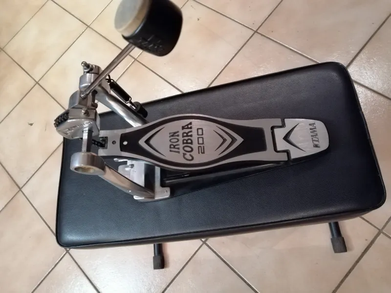 TAMA Iron Cobra bass drum pedal
