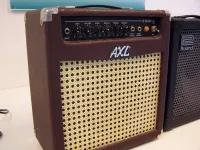 AXL Csöves, ECC-83 Combo de guitarra [September 26, 2024, 4:47 pm]