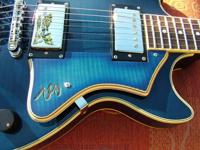 Baton Rouge Semi Hollow Body Guitarra eléctrica