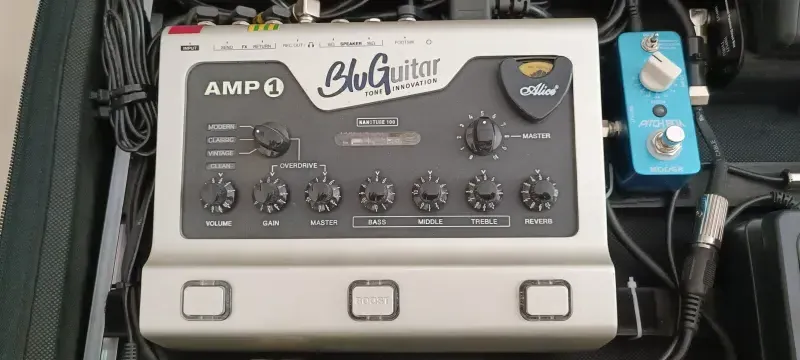 BluGuitar AMP1 Mercury Edition Gitárerősítő-fej
