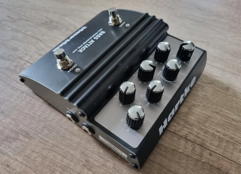 Hartke Bass Attack VXL Tone Shaper Preamp & DI Box. Bass