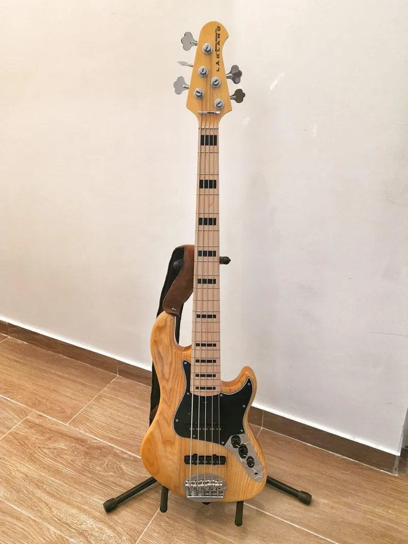 Lakland Darryl Jones 5 natural Basszusgitár 5 húros