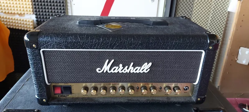 Marshall DSL20 HR + 1960B 4x12 hangfal Guitar amplifier