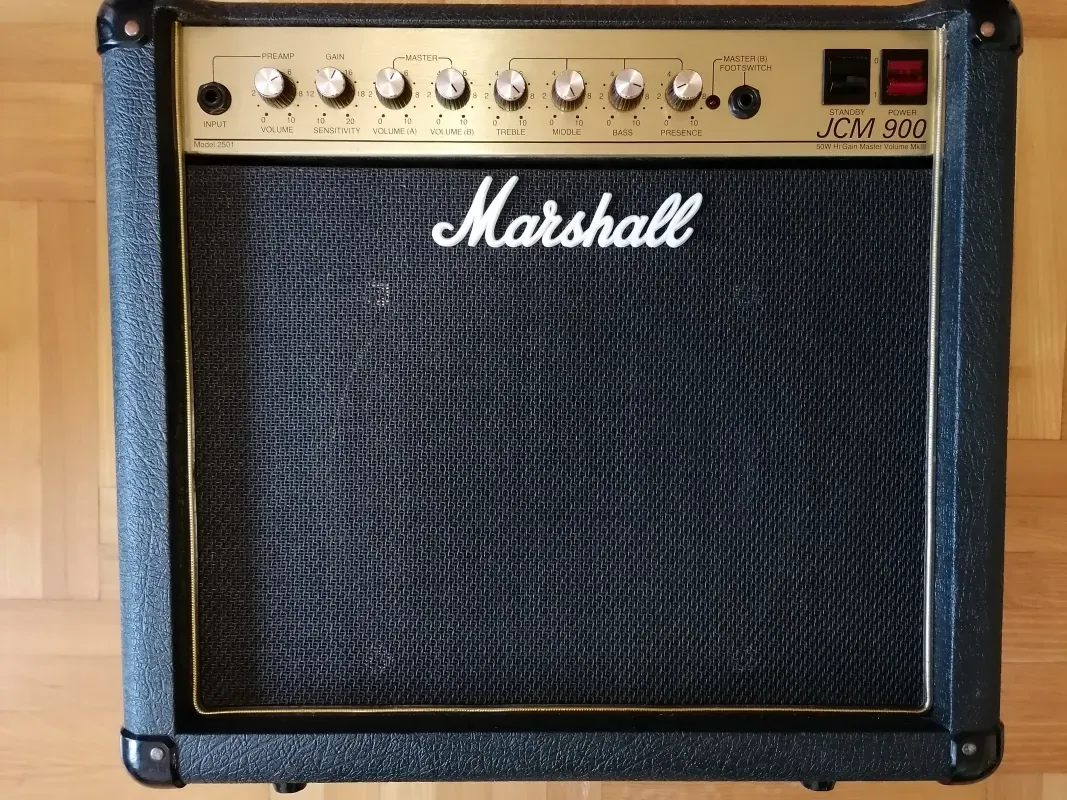 Marshall JCM900 2501 MKIII Gitárkombó