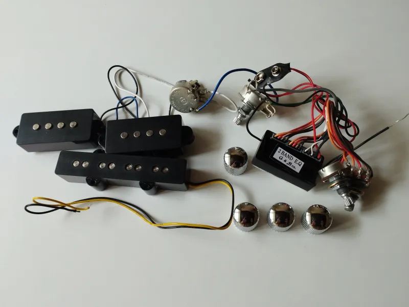 Spector Legend Standard Bass guitar electronics