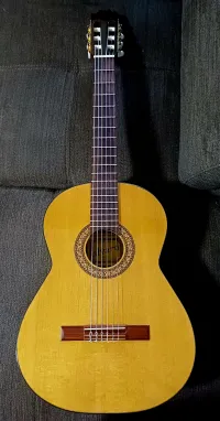 Alvaro N-260 Classic guitar [July 7, 2024, 1:03 pm]