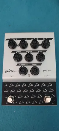 Diezel Diezel VH4-2 torzító pedál Distortion [June 15, 2024, 1:10 pm]