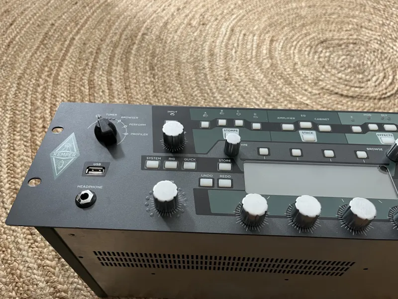 Kemper RACK & REMOTE Gitarový zosilňovač