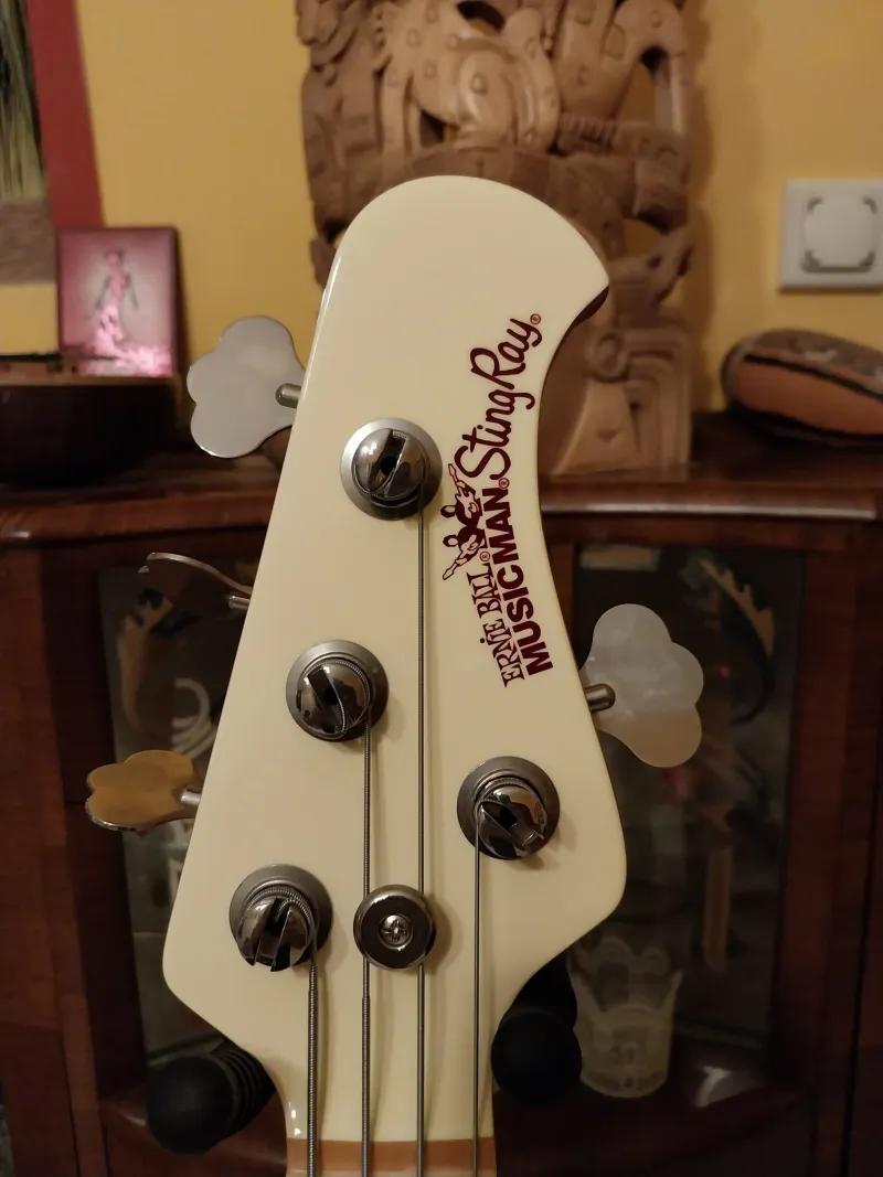 Music Man Stingray Limited Edition 2005. Bass guitar for sale | GS