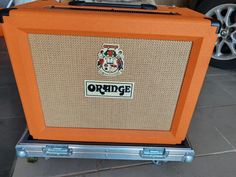 Orange Rocker 30 + rack + switch Guitar combo amp