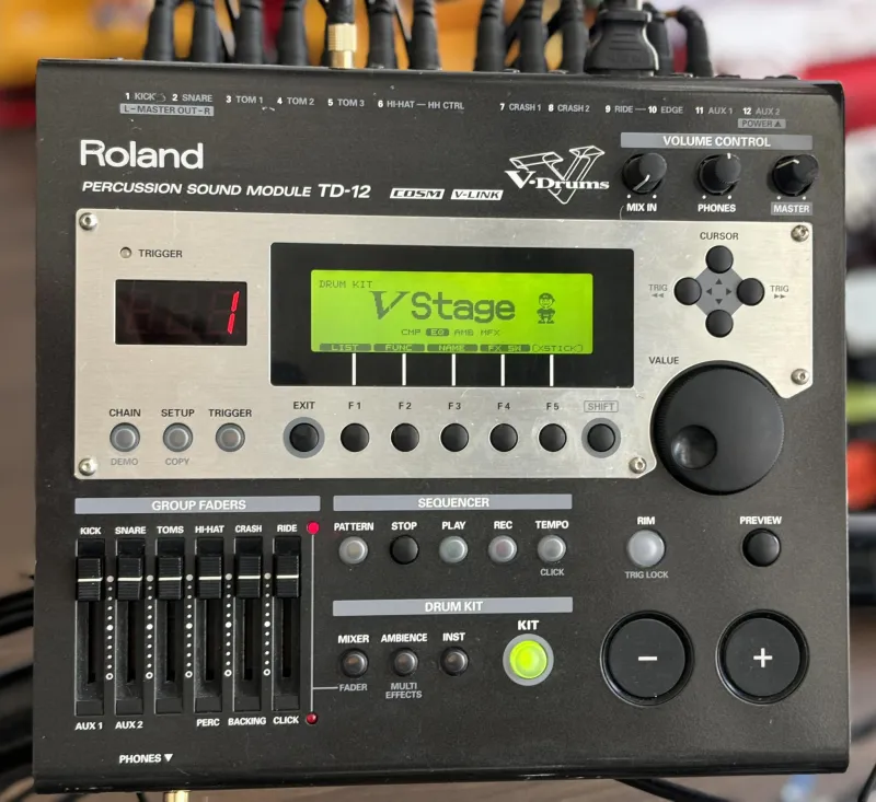 Roland TD-12 Tambor eléctrico