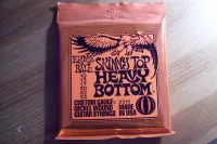 Ernie Ball Ernie Ball 2215 Nickel Wound Skinny Top Heavy Bott Guitar string set [July 8, 2024, 4:11 pm]