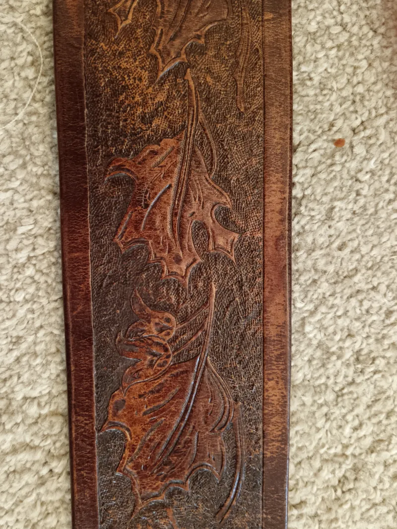 -  Guitar strap