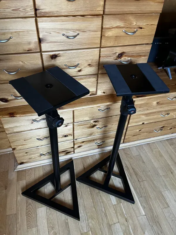 Bespeco PN90FL Hangfal állvány