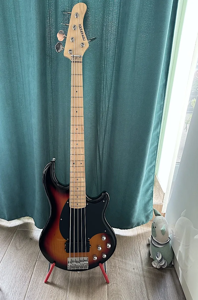 Fernandes Atlas 5x Bass guitar 5 strings