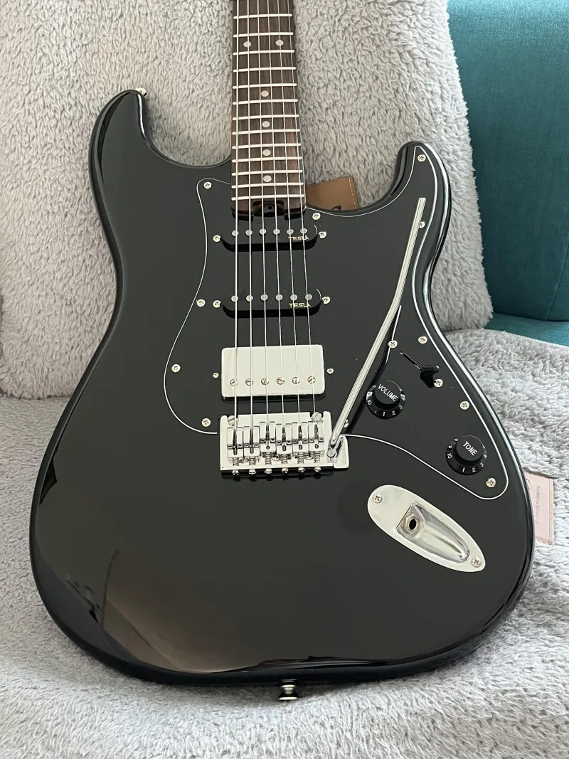 Harley Benton ST-Modern Plus HSS BK Guitarra eléctrica