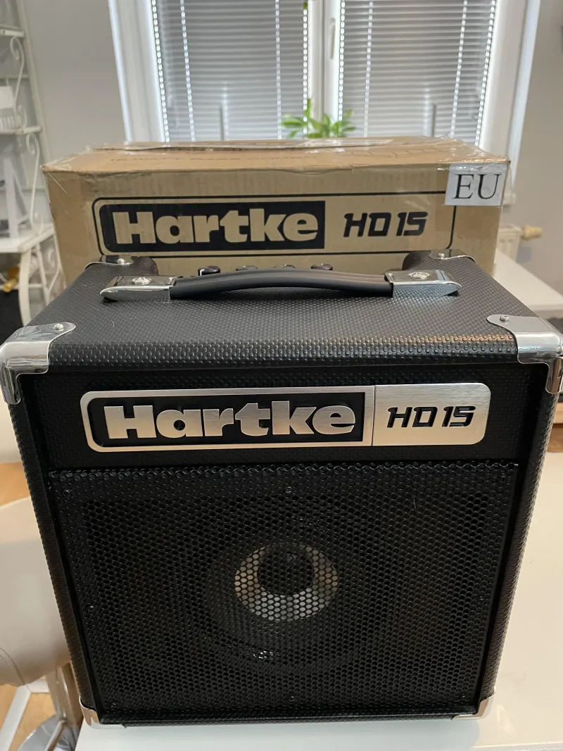 Hartke HD15 Basszusgitár kombó