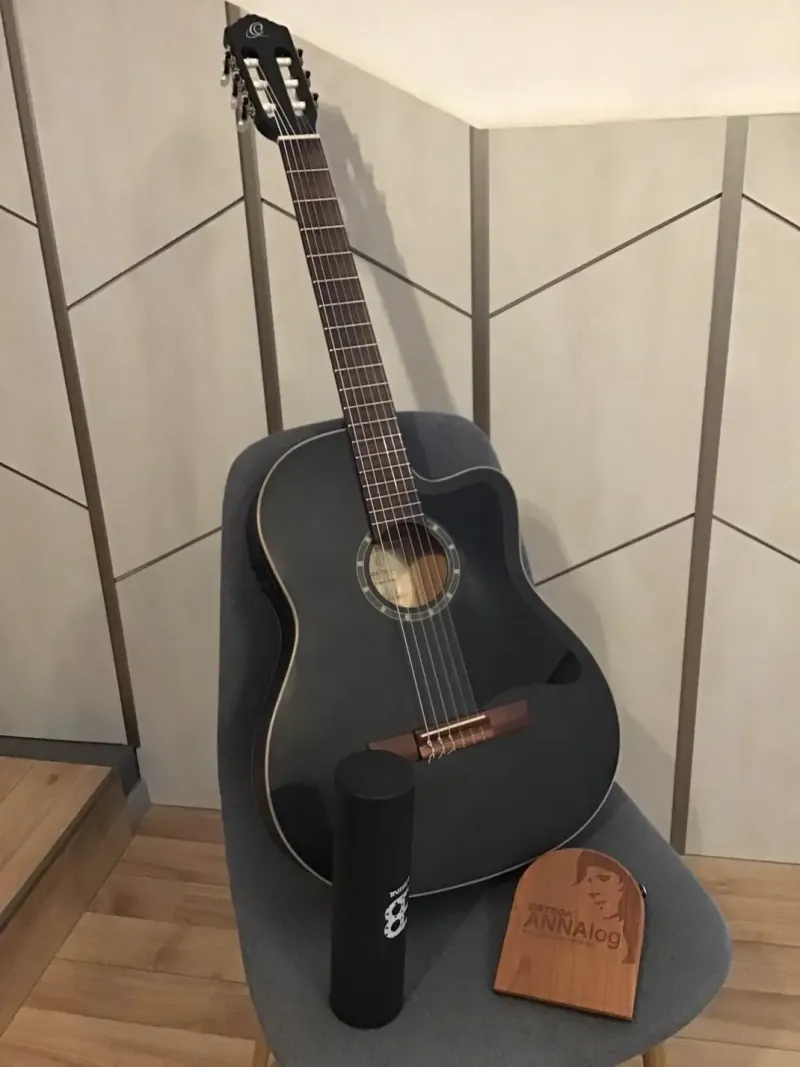 Ortega RCE 125 SN Elektroakusztikus gitár
