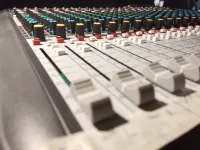 Soundcraft Signature 22 MTK USB 2.0 keverőpult Mixing desk [July 10, 2024, 11:05 am]