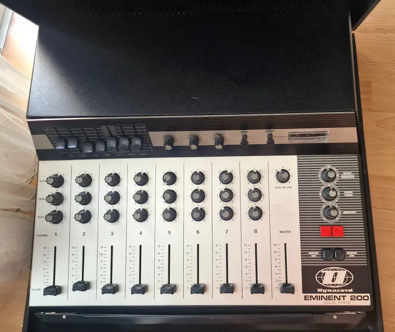 Dynacord Eminent 200 Mixer Verstärker