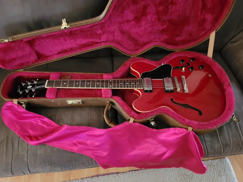 Gibson ES-335 memphis Elektromos gitár