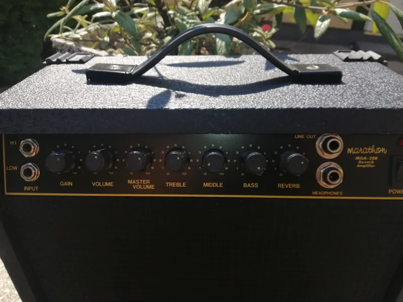Marathon MGA-20 Gitarrecombo