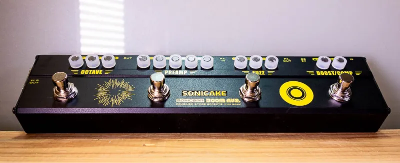 Sonicake Boom Ave Multiefectos de bajo